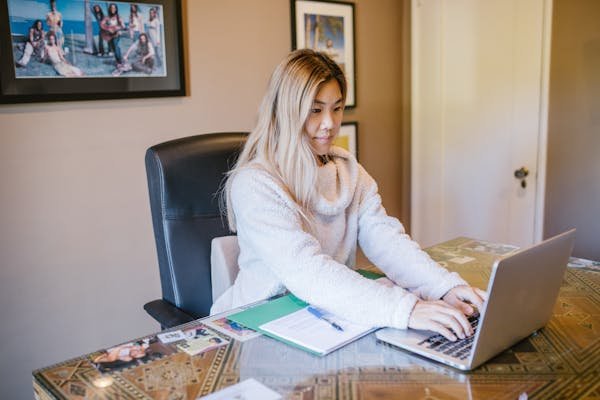 Maîtrisez vos compétences avec une formation en ligne certifiée